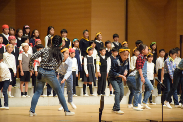 湘南学園小学校 Blog Archive 音楽会18