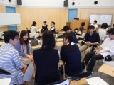 卒業生による大学分野別相談会を開きました