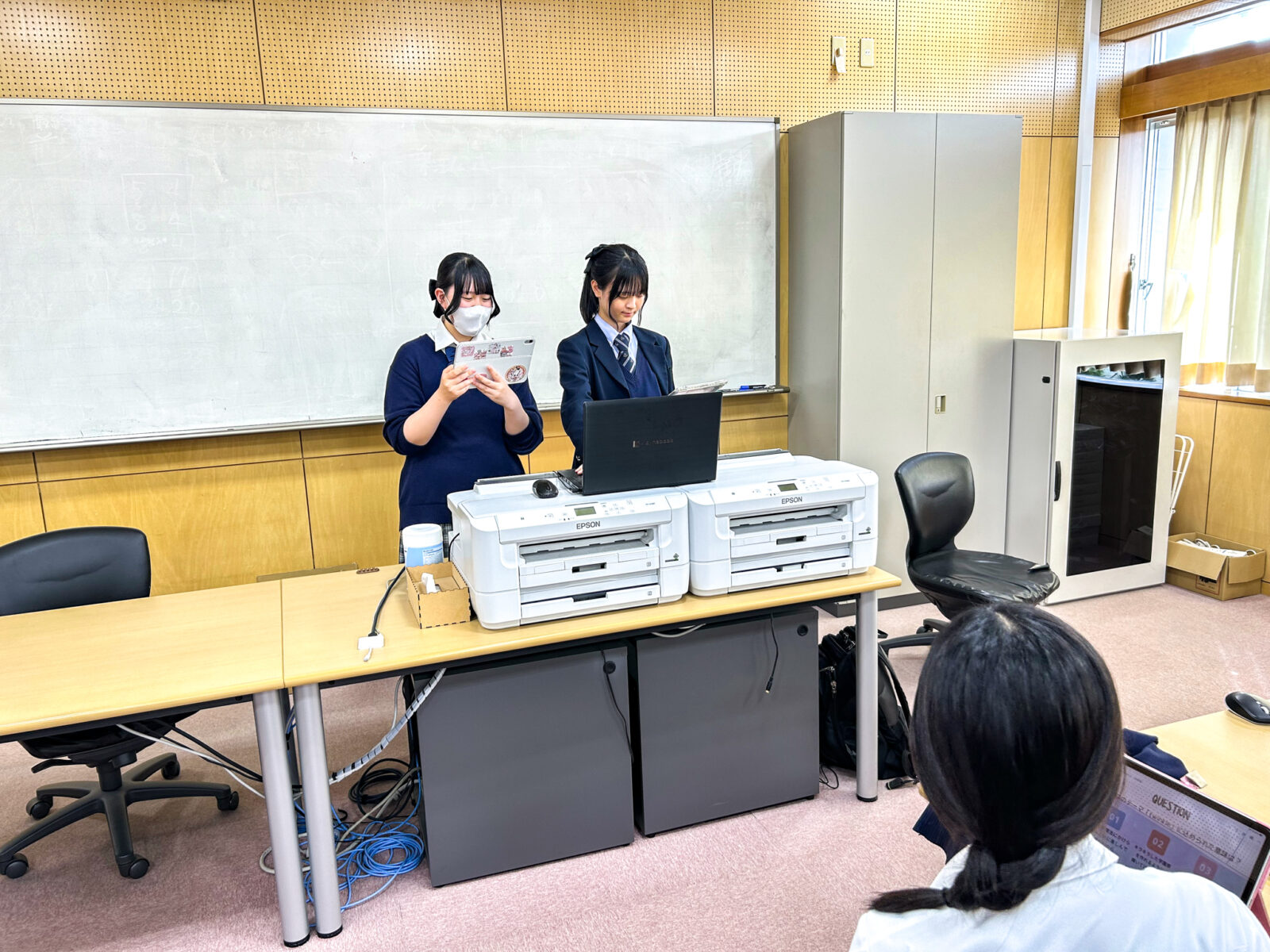 学園祭実施要綱案を討議・採決する、生徒総会が行われました！