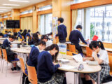 試験1週間前の図書室