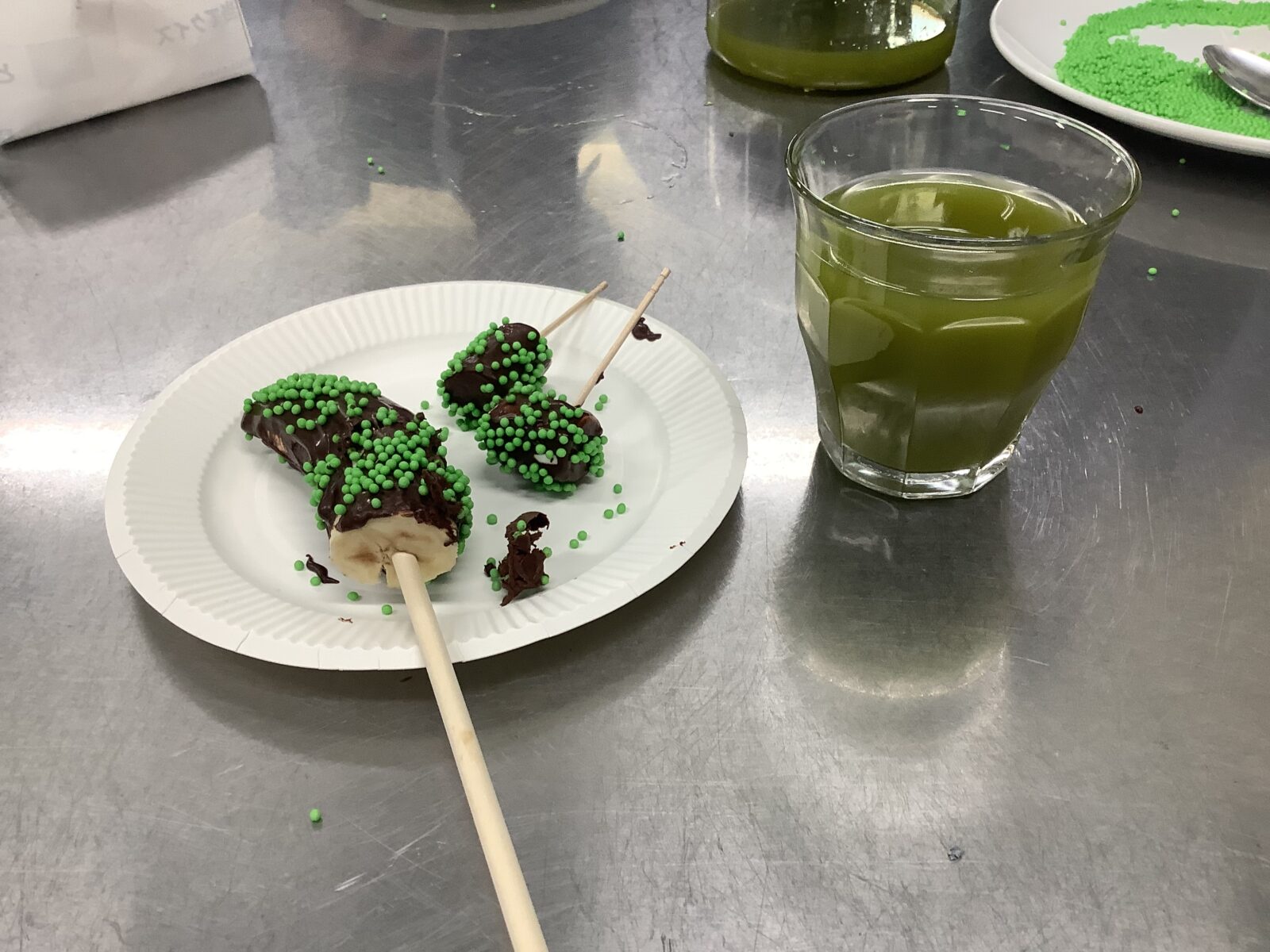 勝利をつかむぞ！色別チョコバナナ