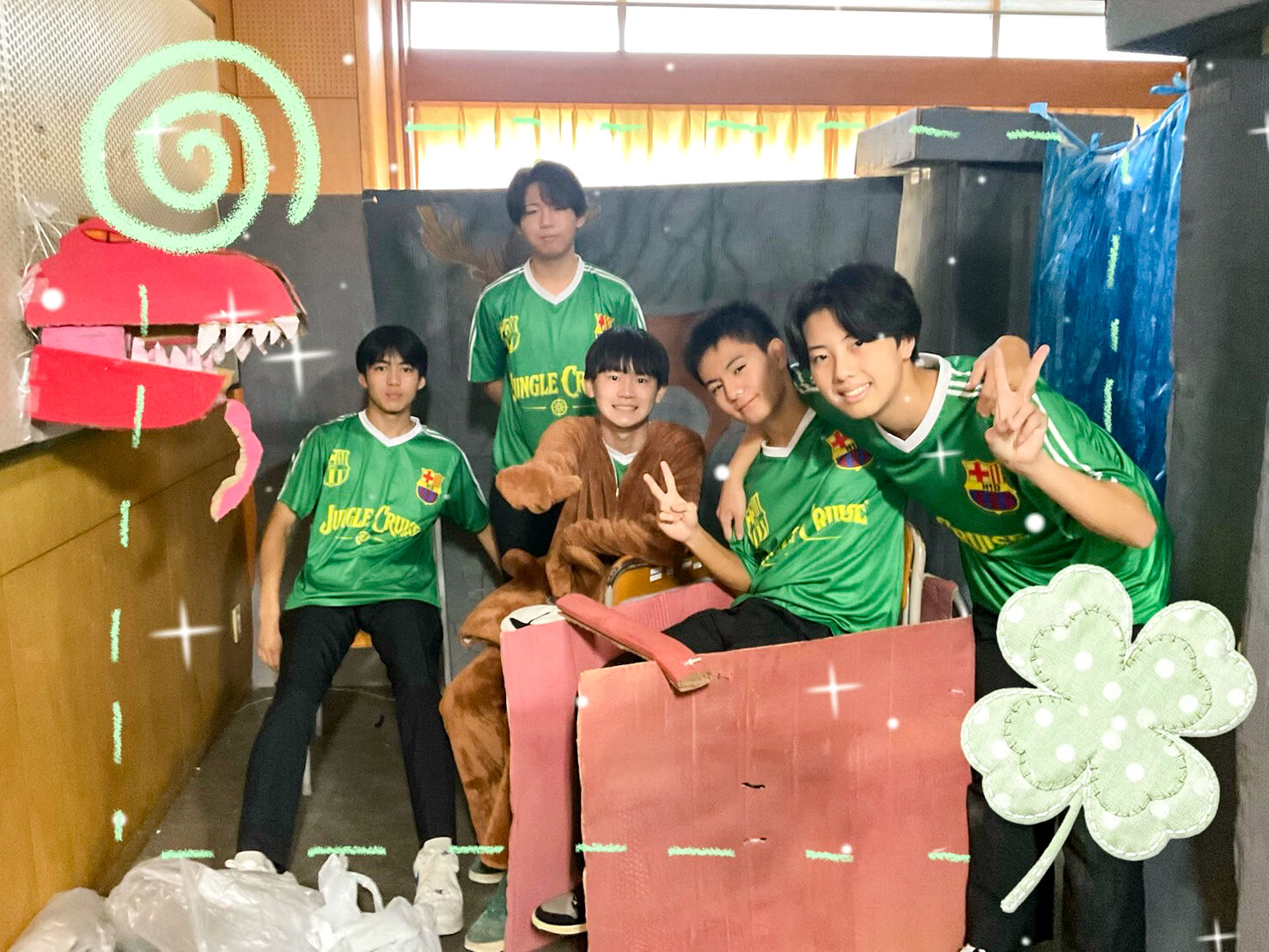 学園祭当日(1日目)の様子をお届けします♪