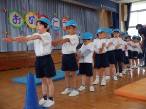 すみれぐみ　はじめての運動あそび